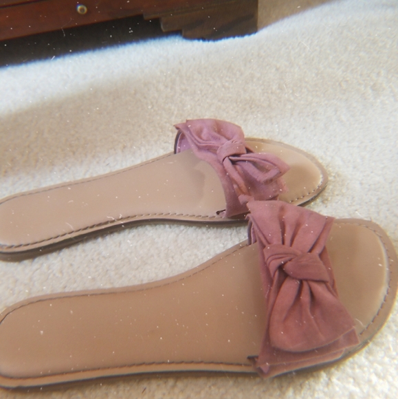 Sandlas - Picture 2 of 2